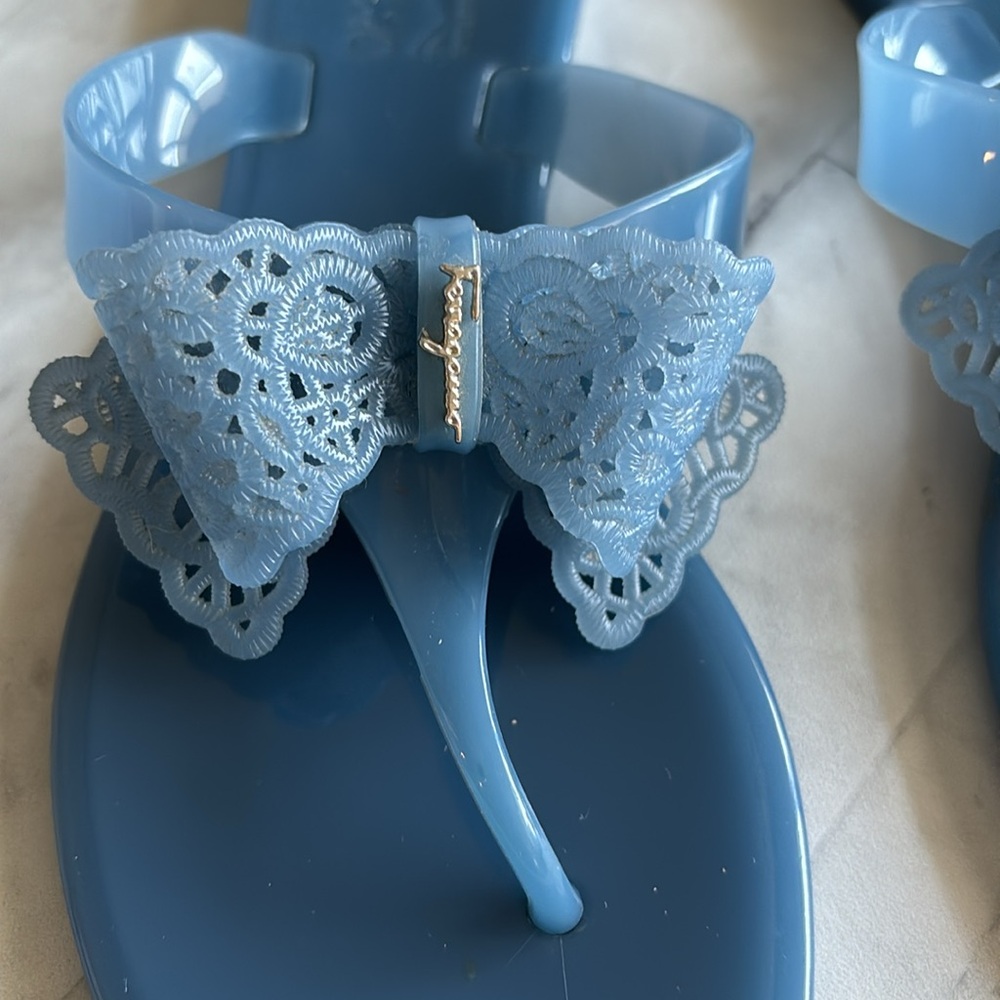 Salvatore Ferragamo Pandy Bow Jelly Thong Sandals - Picture 4 of 15
